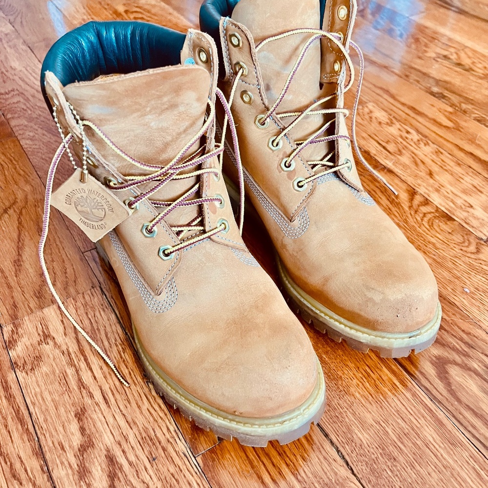 Timberland boots excellent condition 9.5 mans